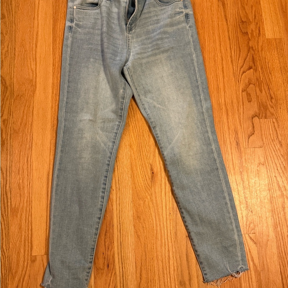 Liverpool Light Wash Women's Skinny Jeans